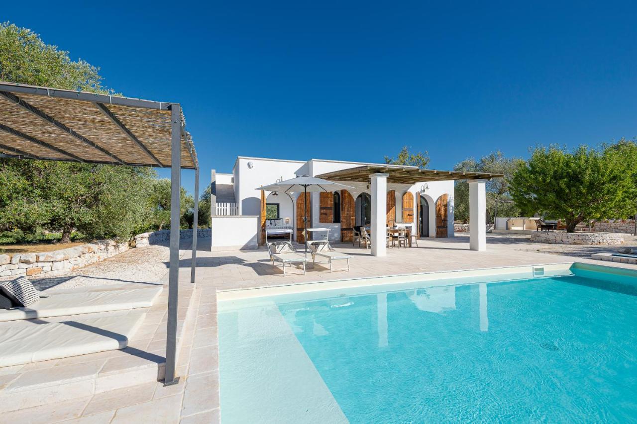 Cisternino Villa In Olive Groove Екстериор снимка