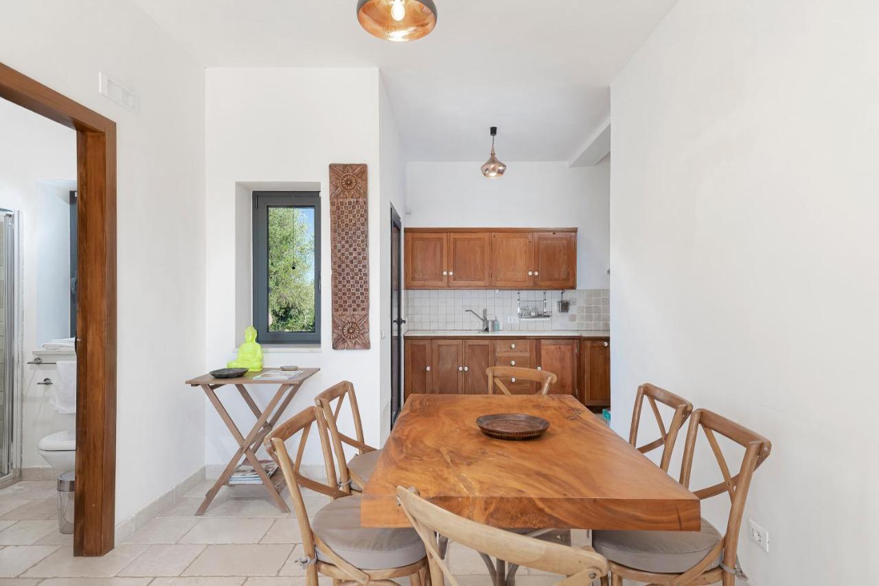 Cisternino Villa In Olive Groove Екстериор снимка